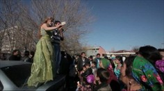 Bulharskí Rómovia predávali nevesty, rodičia pekne zarobia