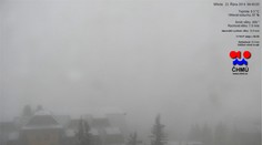 V Čechách sa objavil prvý sneh, víchrica vyčíňala aj v Maďarsku