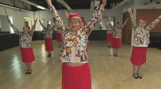 Vo svojom veku nemajú na Slovensku konkurenciu. Jazerské mažoretky neotáľajú ani na dôchodku