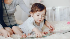 Ako podporiť reč dieťaťa: Jednoduchý trik od logopedičky pomáha s prvými slovami