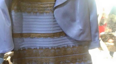 Tieto šaty rozhádali svet. Akú majú podľa vás farbu?