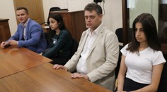 Zvrat v prípade ruských sestier, ktoré zabili otca tyrana: Príbuzní tvrdia, že si všetko vymysleli