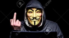 Pozor na nový počítačový vírus. Na internete sa šíri ako lavína, naleteli mu mnohí