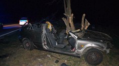 Hrozivá noc na cestách: Smrteľné nehody si vyžiadali životy dvoch mladých ľudí