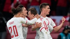 Dáni zdolali Rusov 4:1 a postúpili z 2. miesta v B-skupine