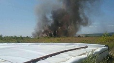 Požiar chemickej skládky pri Budmericiach uhasili