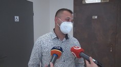 Pred tromi rokmi spôsobil nehodu, pri ktorej na D1 zomreli dvaja jeho kamaráti. Teraz stál pred súdom