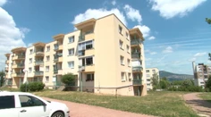 Za starý byt platíme skoro toľko, čo za novostavbu. Ceny rastú pomalšie