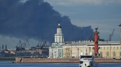 Petrohrad pod paľbou dronov. Obyvateľov vyzvali, aby radšej nevychádzali von