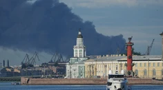 Petrohrad pod paľbou dronov. Obyvateľov vyzvali, aby radšej nevychádzali von