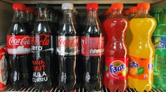 Obľúbený nápoj pripravuje zmenu. Zákazníkov čaká fľaša s netradičným objemom