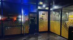 Rušné ráno v Piešťanoch: Bankomat vyletel do vzduchu, polícia udalosť vyšetruje