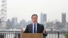 Cameron vyzval britských vlastencov, aby nehlasovali za brexit