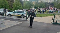 Posun v prípade vyšetrovania bombových hrozieb na školách. Polícia naznačila, čo je za tým