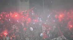 VIDEO: Zápas sa ani poriadne nezačal a bolo po ňom. Fanúšikovia v Južnej Amerike opäť vyvolali chaos