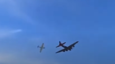 VIDEO: Hrozivá havária. Na leteckej šou sa zrazil bombardér so stíhačkou