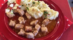 RECEPT NA DNES: Bravčové kocky na rasci a cesnaku