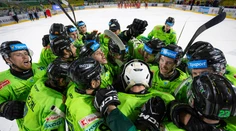 Žilina pokračuje v skvelom vstupe do sezóny. Zvolen získal prvý bod, no opäť prehral