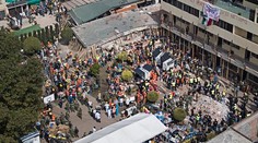 V Mexiku začali búrať budovy narušené zemetrasením