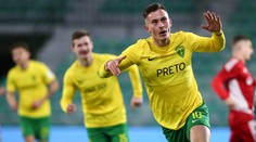 Adrián Kaprálik si vyskúša poľskú Ekstraklasu. Pod svoje krídla si ho zoberie legendárny kanonier