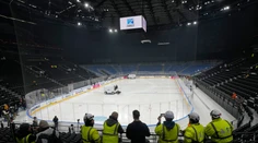 Taliani si môžu vydýchnuť. Hráči NHL prídu, nedokončená hokejová hala prešla kontrolou zo zámoria