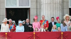 Chceli by ste pracovať pre britskú kráľovnú? Ponúka prácu snov