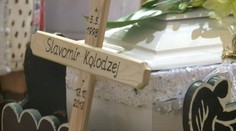 Pätnásťročný Slavomír sa upil na smrť. Nemôže za to nikto!