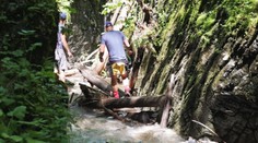 Voda zničila rebríky a vymyla chodníky. Roklinu Veľký Sokol v Slovenskom raji uzavreli