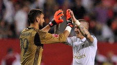 Kucka prispel gólom k výhre nad Bayernom, v rozstrele napodobnil Panenku