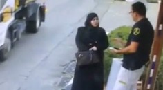 Žena vytiahla z kabelky nôž a zaútočila na ochranku