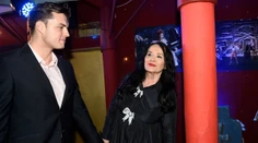 Gregorová s mladším partnerom na premiére. Herečka žiari od šťastia