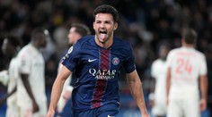 Paríž sa dlho trápil, vykúpenie prišlo až v nadstavenom čase. Olympique Marseille v tabuľkovej naháňačke nezaháľal