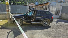 Ľudia odskakovali od kapoty, hovoria svedkovia nehody pri Sabinove. Tri malé deti sú s vážnymi zraneniami v nemocnici