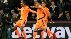 Kanonáda Liverpoolu na pôde West Hamu, Leicester si zo Stoke vezie bod