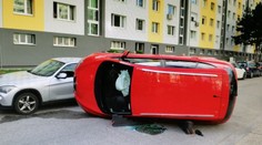 FOTO: Takto skončil poriadne opitý vodič v Bratislave. V aute viezol 9-ročnú dcéru