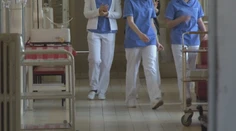 Zdravotným sestrám mali zvýšiť platy od januára. Niektoré však nedostali ani euro naviac