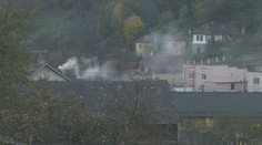 Za nesprávne vykurovanie pokuta až 5 000 eur. Pozrite, čo nemôžete hádzať doma do krbu