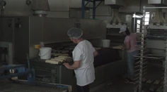 Mnohých Slovákov zrejme čakajú lepšie výplaty. Zvýšiť by sa mali príplatky za noc aj víkendy