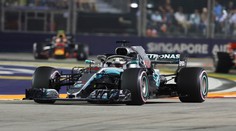 Hamilton ovládol VC Singapuru: Asi najdlhšie preteky v mojej kariére