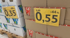 Maslo za euro, mlieko za pár desiatok centov. Za nízkymi cenami sa skrýva vážny problém