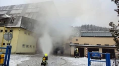 Únik čpavku na štadióne vo Zvolene. Evakuovali okolie a uzatvorili prístupové cesty
