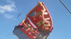 Hrôza na jarmoku zachytená na videu: Skákací hrad letel vo vetre ako pierko