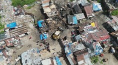 Sľuby sa sľubujú. Po ničivom požiari v Telgárte žije stovka ľudí stále v stanoch