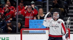 VIDEO: Zobudil sa ako Superman? Gólman Washingtonu vyžehlil zlyhanie Ovečkina ozajstnou parádou