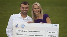 Dvojica vyhrala v Eurojackpote takmer 41 miliónov libier. Teraz sa rozišli