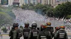 Venezuelský prezident sľúbil referendum o novej ústave