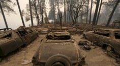 Požiare v Kalifornii si vyžiadali už deväť obetí, dom opustila aj Kim Kardashian