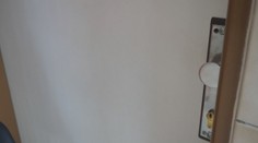 Na dverách ambulancie v Senici sa objavil nápis, ktorý pacientov zaskočil