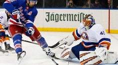 VIDEO: Halák vychytal výhru nad rivalom, koniec Kučerovovej série