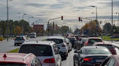 Poľadovica na bratislavských mostoch. V Mlynskej doline sa vodiči zdržia do 45 minút